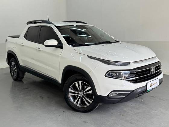 FIAT TORO 1.3 TURBO 270 FLEX FREEDOM AT6 FIAT TORO 1.3 TURBO 270 FLEX FREEDOM AT6